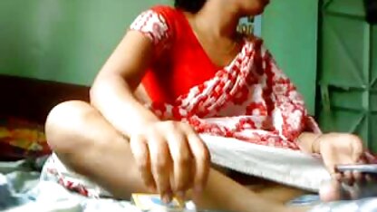 सुनहरे बालों फुल एचडी सेक्सी फिल्म वाली पेशाब और फर्श पर गोली चलाने की आवाज़ और फिर उसे गंदगी में हो जाता है