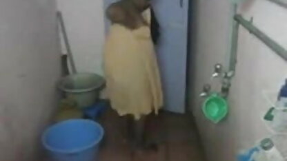 Thays Enslavinato-नीचे बीएफ सेक्सी मूवी फुल एचडी में पहनने के कपड़ा में सुनहरे बालों वाली