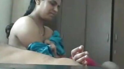 आदमी को संतुष्ट करने की कोशिश बीएफ फुल एचडी मूवी की श्यामला के साथ एक लंबे मुर्गा