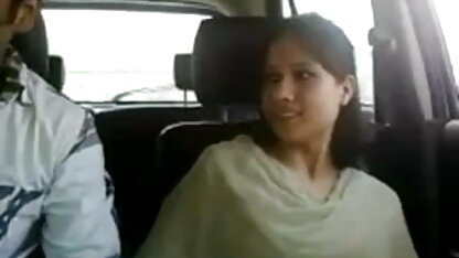 तातियाना देसी बीएफ फुल एचडी मूवी कोटोवा एक कामुक फोटो शूट पर प्रस्तुत