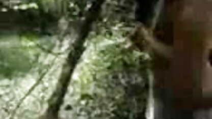 - , में मदद करता है कुंवारी टीन के साथ सेक्सी मूवी फुल एचडी भाड़ में जाओ करने के लिए