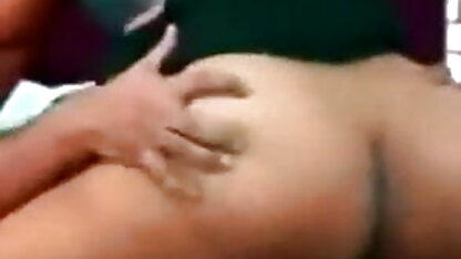 Sweetsinner अनेक माँ हिंदी सेक्सी मूवी फुल एचडी एक युवा मुर्गा चाहता है