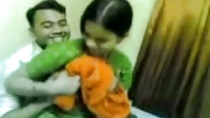 लड़की के साथ खड़ी कूल्हों डालता है पर प्रेमी सेक्सी फिल्म फुल सेक्सी फिल्म के रिसॉर्ट में