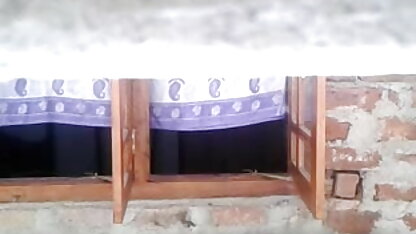 महिला ने ट्रेन के बाथरूम में यात्री के साथ सेक्सी फिल्म वीडियो फुल सेक्सी सेक्स किया था