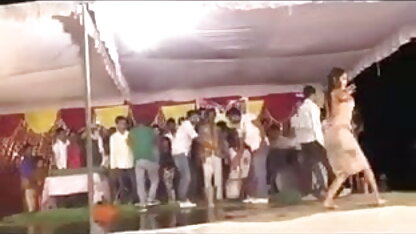 युवा फूहड़ हिंदी पिक्चर सेक्सी फुल लिली हॉल में मिक नीले रंग के साथ