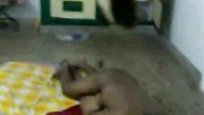 शराबी सेक्सी फिल्म हिंदी में फुल एचडी पति दूर था, जबकि दुल्हन एक त्रिगुट किया था