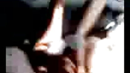 आदमी से उसकी प्रेमिका के पसीने हिंदी बीएफ सेक्सी मूवी फुल एचडी से तर पैर