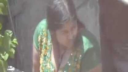 तिल कॉनराड सेक्सी फुल मूवी फिल्म और उसके आदमी भी अपने सोफे तक नहीं पहुंचते हैं